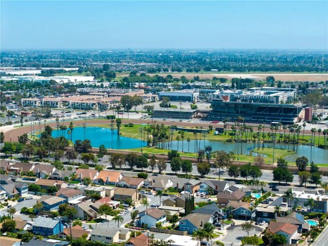 5089 Saratoga Avenue, Cypress, CA 90630
