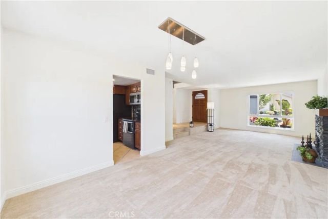 5089 Saratoga Avenue, Cypress, CA 90630