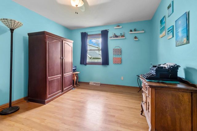 408 Dunford DRIVE, Burlington, WI 53105