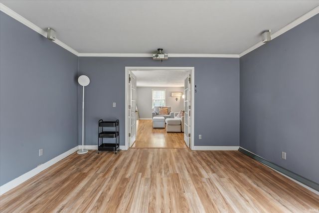 1706 Mckinley Avenue, South Bend, IN 46617