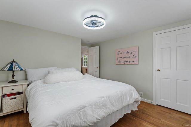 1706 Mckinley Avenue, South Bend, IN 46617