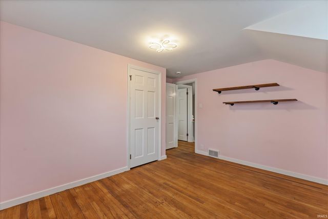 1706 Mckinley Avenue, South Bend, IN 46617