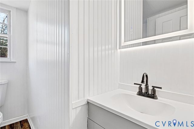 10407 Hollyberry Dr, North Chesterfield, VA 23237