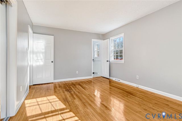 10407 Hollyberry Dr, North Chesterfield, VA 23237