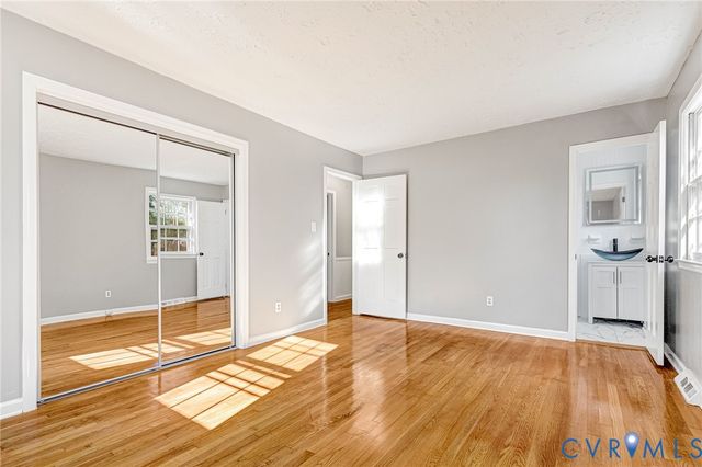 10407 Hollyberry Dr, North Chesterfield, VA 23237