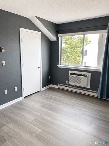 925 Oronoke Road 27G, Waterbury, CT 06708
