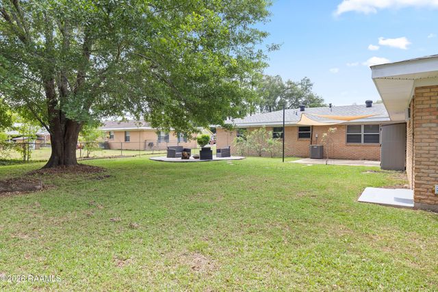 216 Begnaud Drive, Lafayette, LA 70501