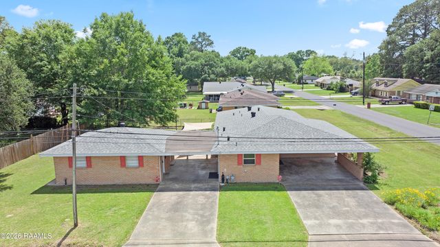 216 Begnaud Drive, Lafayette, LA 70501