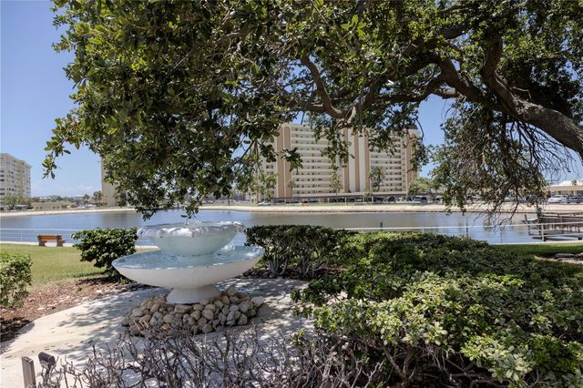 4525 COVE CIRCLE 1107, St Petersburg, FL 33708