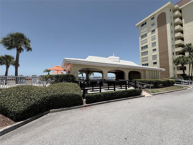 4525 COVE CIRCLE 1107, St Petersburg, FL 33708