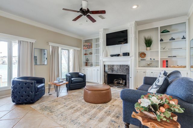 16 S Lakeshore Drive, Ransom Canyon, TX 79366