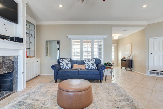 16 S Lakeshore Drive, Ransom Canyon, TX 79366