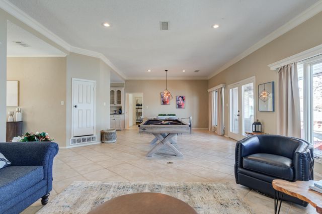 16 S Lakeshore Drive, Ransom Canyon, TX 79366