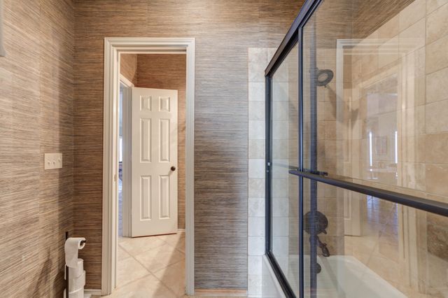 16 S Lakeshore Drive, Ransom Canyon, TX 79366