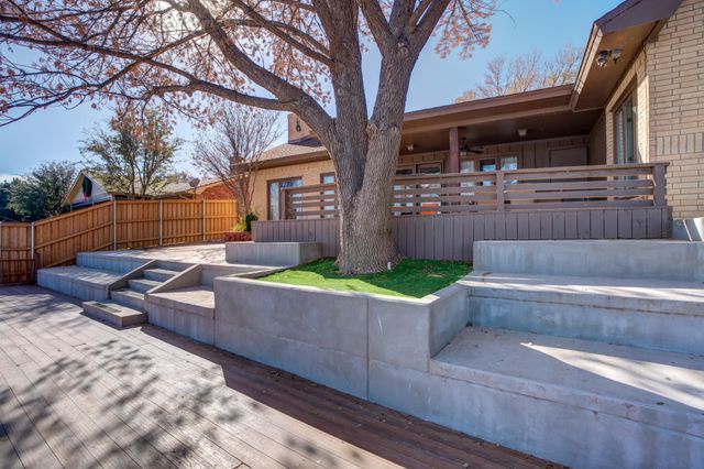 16 S Lakeshore Drive, Ransom Canyon, TX 79366