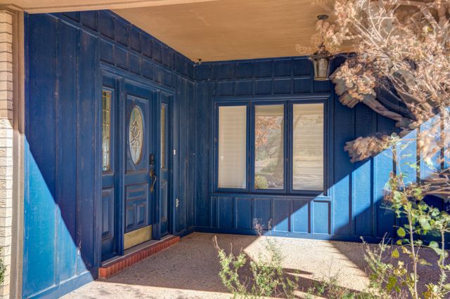 16 S Lakeshore Drive, Ransom Canyon, TX 79366