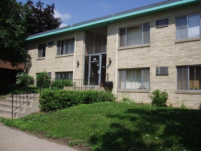 553 1st Avenue S, South Saint Paul, MN 55075