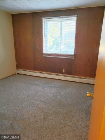 553 1st Avenue S, South Saint Paul, MN 55075