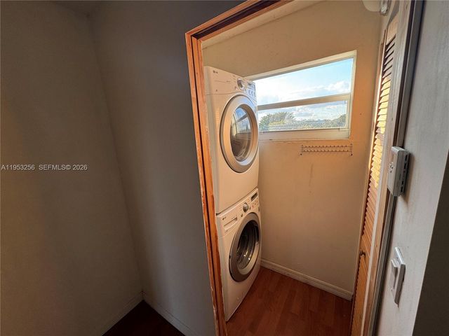 9351 Fontainebleau Blvd B418, Miami, FL 33172