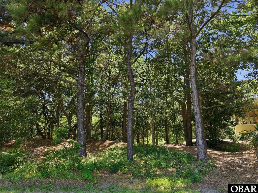 Image 7 of property listing at 404 W Villa Dunes Drive Lot 18, Nags Head, NC 27959
