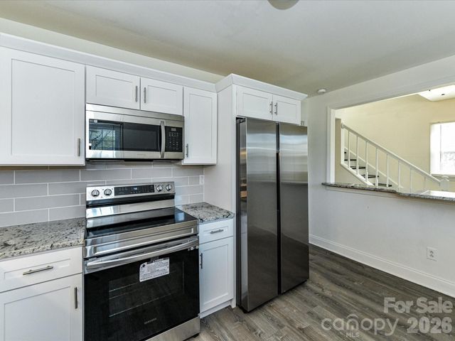 8322 Knights Bridge Road, Charlotte, NC 28210