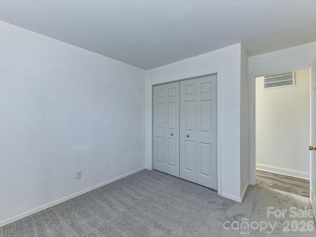 8322 Knights Bridge Road, Charlotte, NC 28210