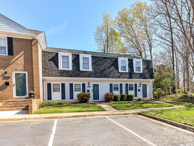 8322 Knights Bridge Road, Charlotte, NC 28210