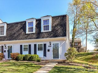 8322 Knights Bridge Road, Charlotte, NC 28210