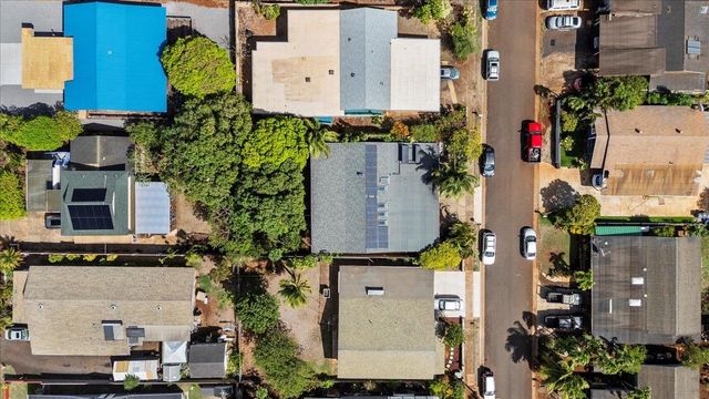 233 Kahiko St, Paia, HI 96779