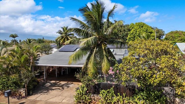 233 Kahiko St, Paia, HI 96779