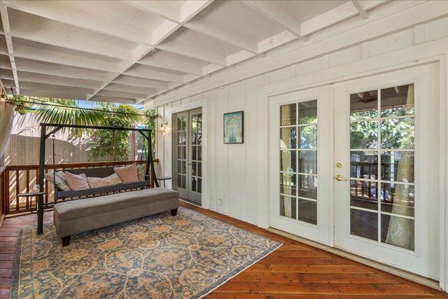 233 Kahiko St, Paia, HI 96779