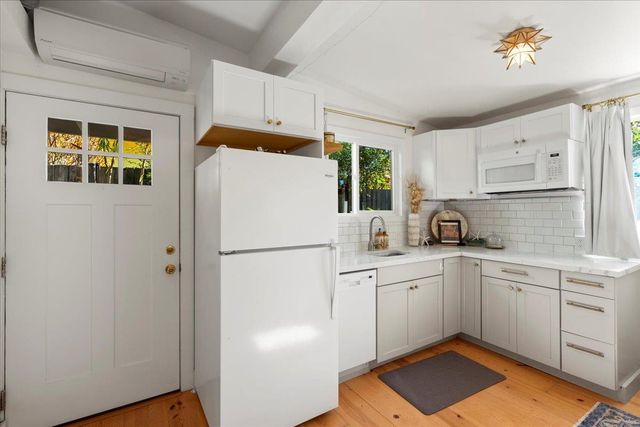 233 Kahiko St, Paia, HI 96779