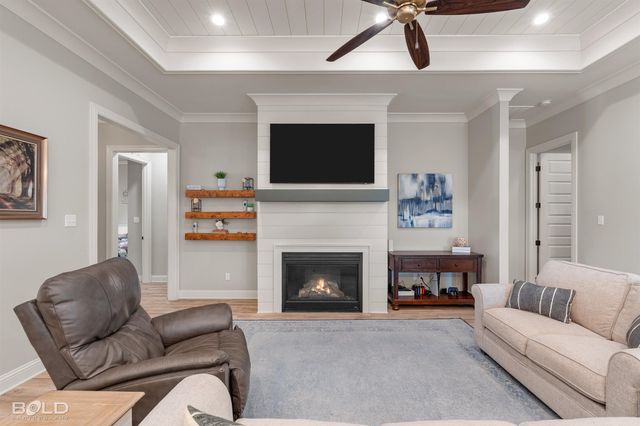 438 Stacey Lane, Bossier City, LA 71111