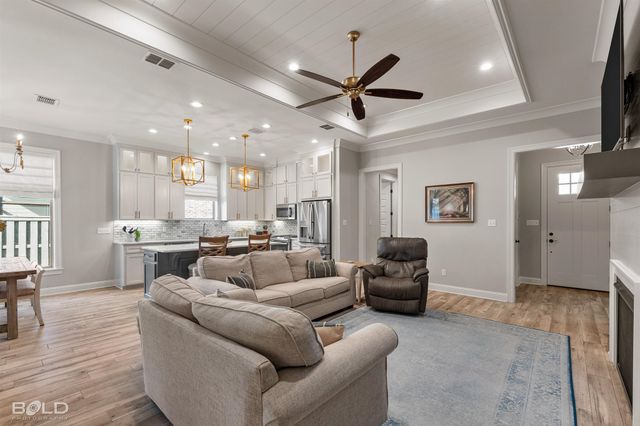 438 Stacey Lane, Bossier City, LA 71111