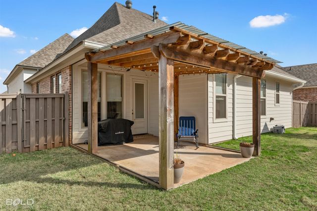 438 Stacey Lane, Bossier City, LA 71111