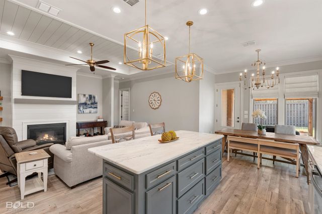 438 Stacey Lane, Bossier City, LA 71111