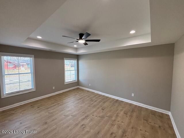 9104 Maplecreek Dr, Louisville, KY 40219