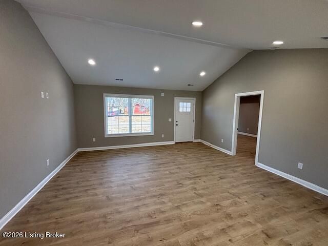 9104 Maplecreek Dr, Louisville, KY 40219