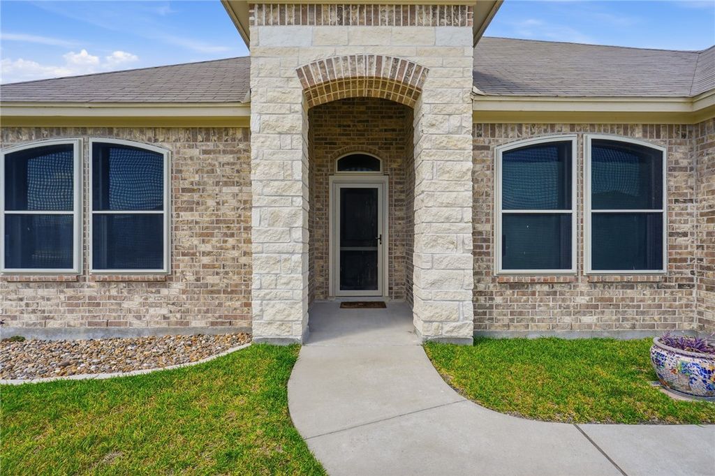 8025 Calma St, Corpus Christi, TX 78414 — photo 3