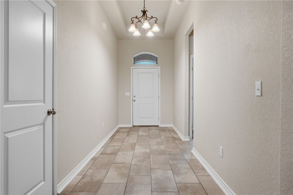 8025 Calma St, Corpus Christi, TX 78414 — photo 4