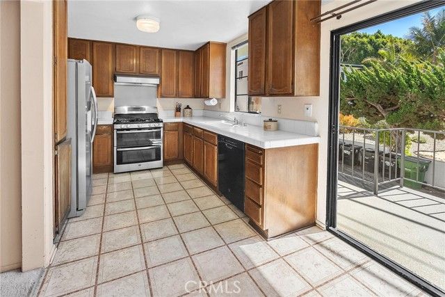 7866 W Manchester Avenue, Playa Del Rey (los Angeles), CA 90293