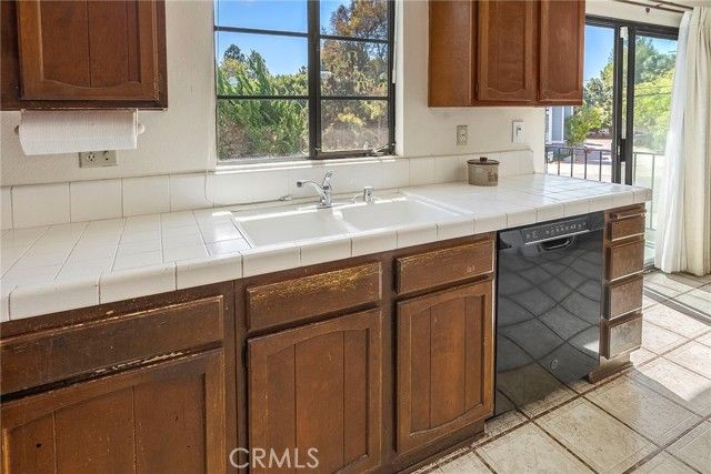 7866 W Manchester Avenue, Playa Del Rey (los Angeles), CA 90293