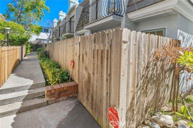 7866 W Manchester Avenue, Playa Del Rey (los Angeles), CA 90293