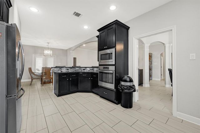 929 Oak Street, Houston, TX 77018