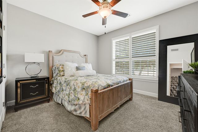 929 Oak Street, Houston, TX 77018
