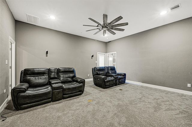 929 Oak Street, Houston, TX 77018
