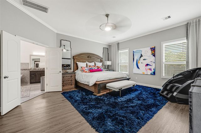 929 Oak Street, Houston, TX 77018