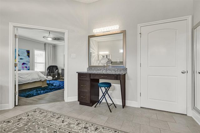 929 Oak Street, Houston, TX 77018