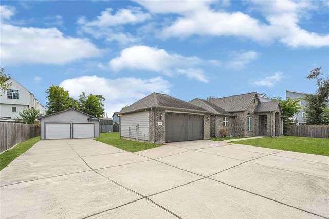 929 Oak Street, Houston, TX 77018