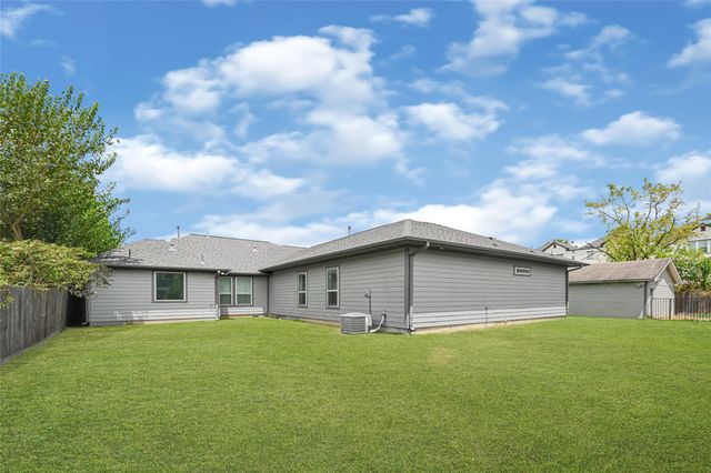 929 Oak Street, Houston, TX 77018